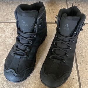 Nortiv8 Men's Black Hiking Boots Size 9.5 New